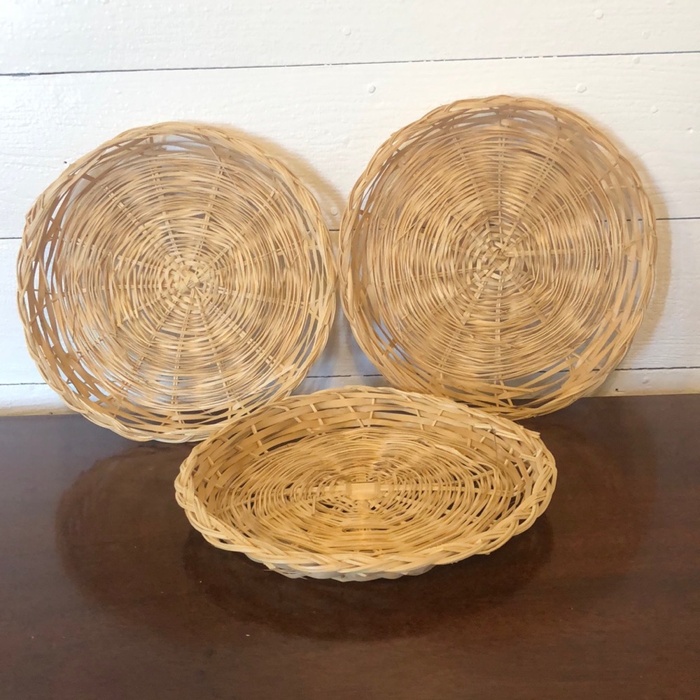 Set of 3 Wicker Basket Paperplate Holders Boho Wall Decor